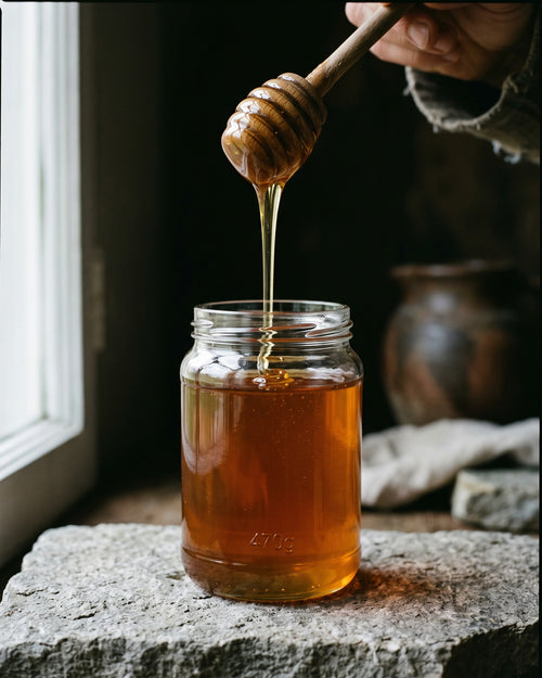 Lal Anatolia · clear strained wild honey lifted on a dipper, 470 g jar